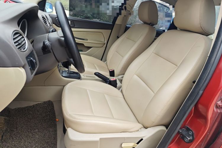 Used Ford Focus 2013 Sedan Classic 1.8L Automatic Base Model Left Front Seat