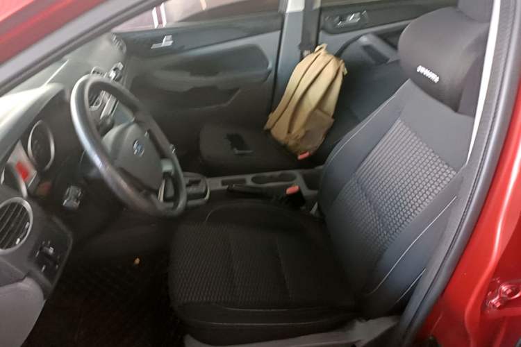 Used Ford Focus 2013 Hatchback Classic 1.8L Automatic Base Model Left Front Seat