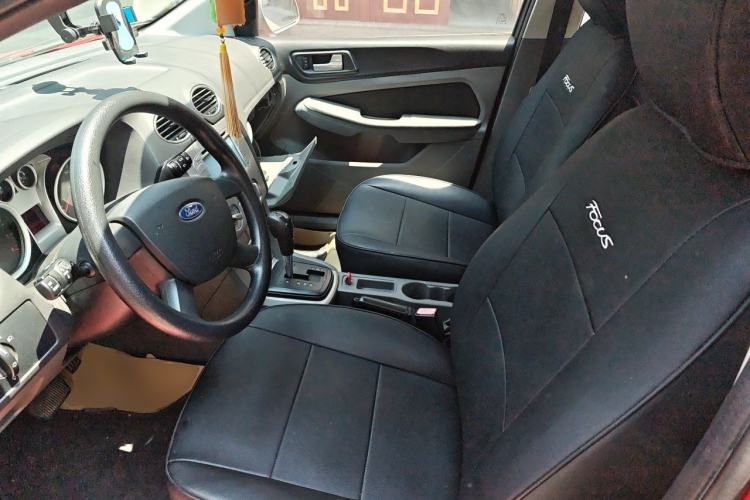 Used Ford Focus 2013 Hatchback Classic 1.8L Automatic Base Model Left Front Seat