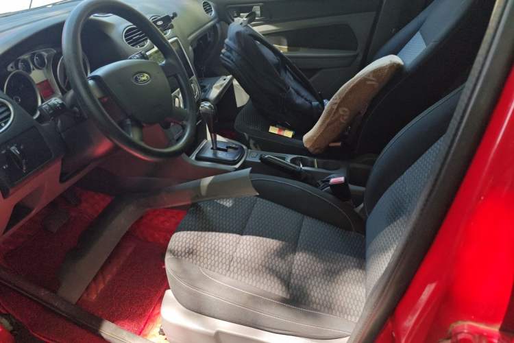 Used Ford Focus 2013 Hatchback Classic 1.8L Automatic Base Model Left Front Seat