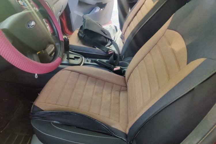 Used Ford Focus 2013 Hatchback Classic 1.8L Automatic Base Model Left Front Seat