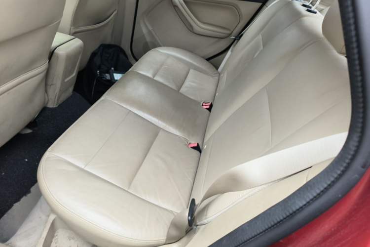 Used Ford Focus 2013 Hatchback Classic 1.8L Manual Fashion Edition Left Rear Seat
