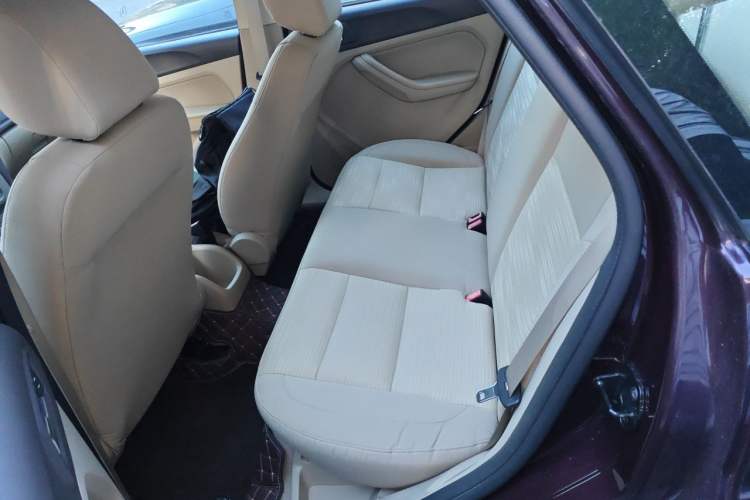 Used Ford Focus 2013 Sedan Classic 1.8L Manual Base Model Left Rear Seat