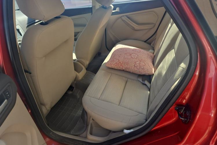 Used Ford Focus 2013 Sedan Classic 1.8L Manual Base Model Left Rear Seat