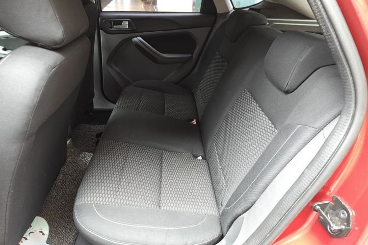 Used Ford Focus 2013 Hatchback Classic 1.8L Automatic Base Model Left Rear Seat