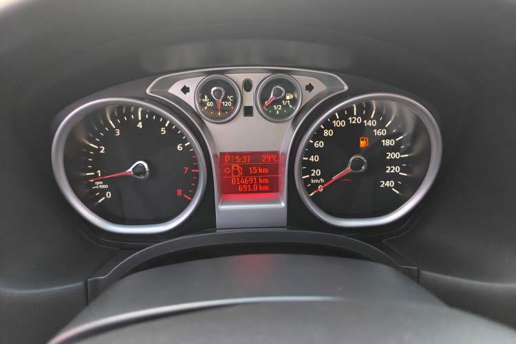 Used Ford Focus 2013 Hatchback Classic 1.8L Automatic Base Model Odometer Close Up