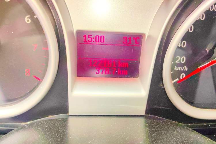 Used Ford Focus 2013 Hatchback Classic 1.8L Manual Base Model Odometer Close Up