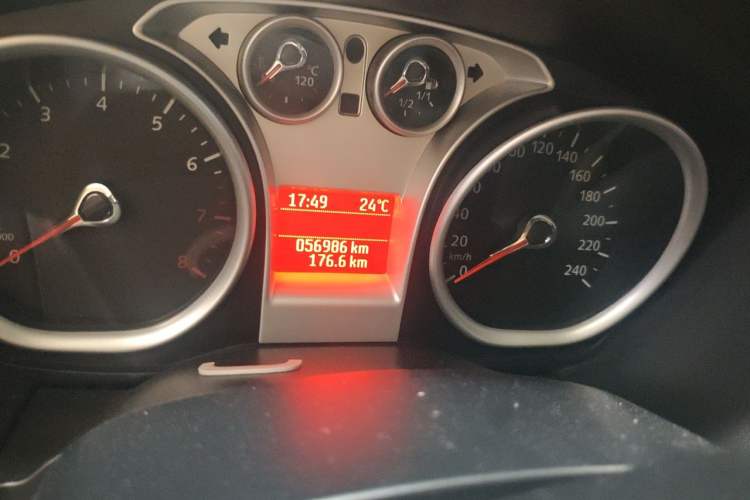 Used Ford Focus 2013 Hatchback Classic 1.8L Automatic Base Model Odometer Close Up