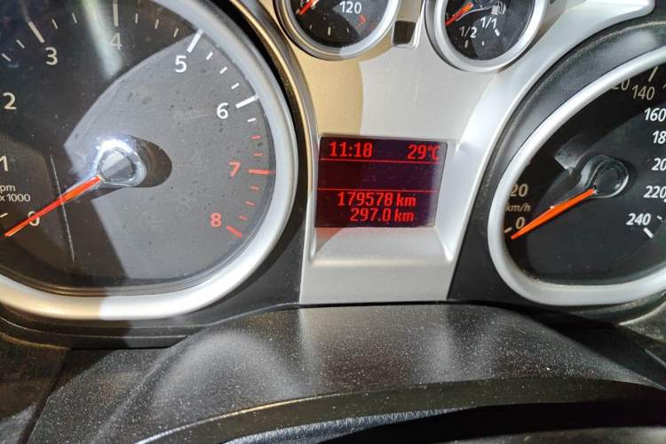 Used Ford Focus 2013 Hatchback Classic 1.8L Manual Base Model Odometer Close Up