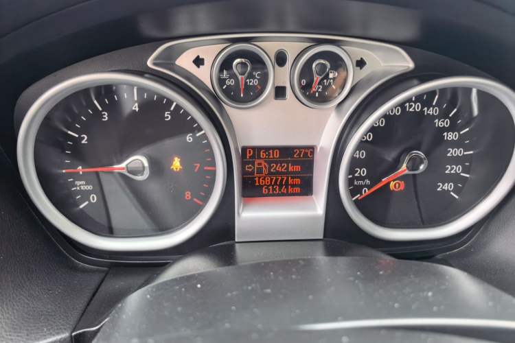 Used Ford Focus 2013 Hatchback Classic 1.8L Automatic Base Model Odometer Close Up