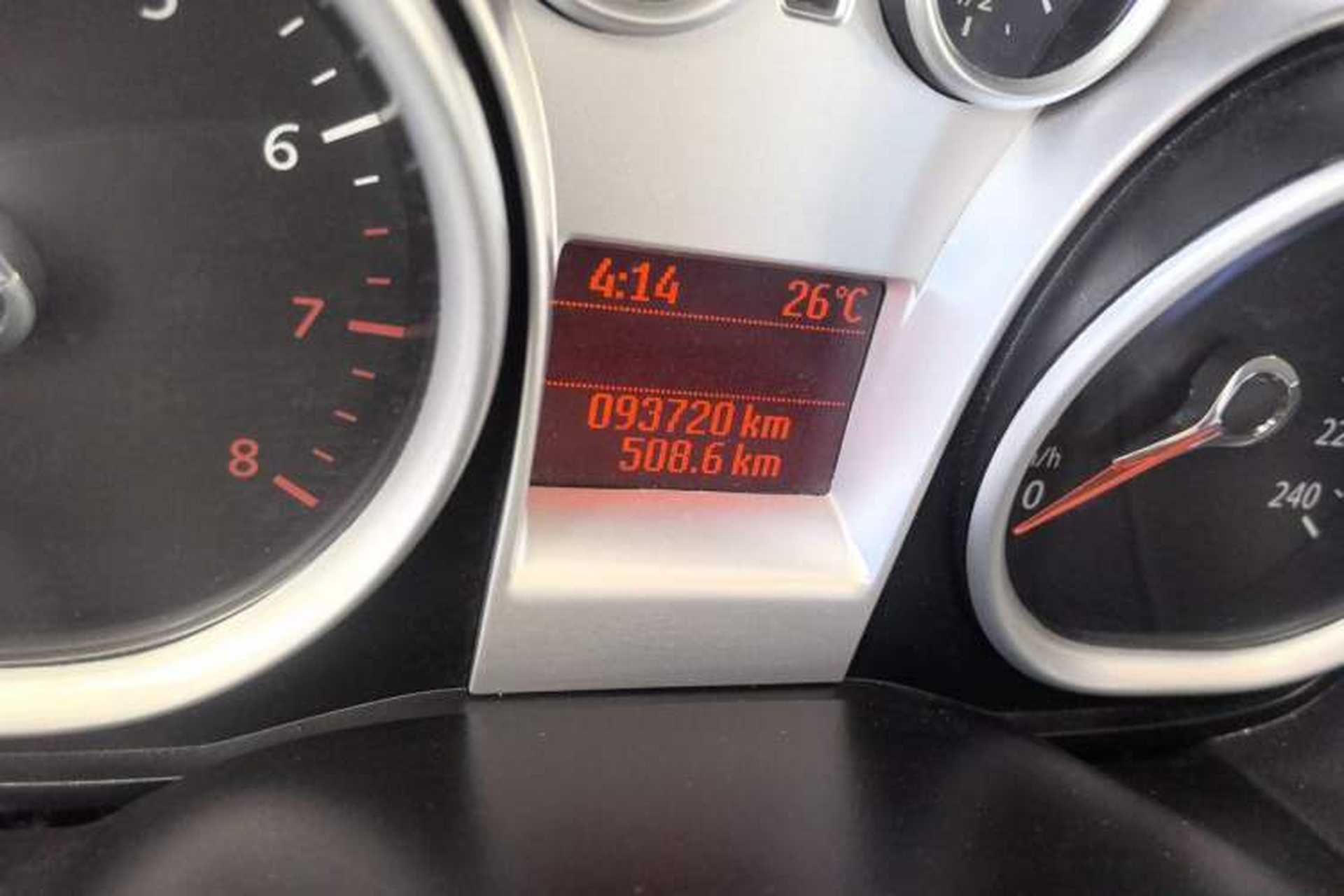 Used Ford Focus 2013 Hatchback Classic 1.8L Automatic Base Model Odometer Close Up