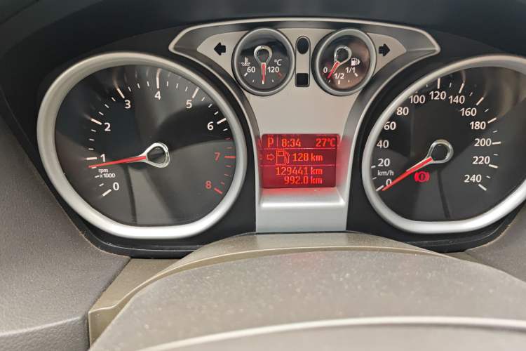 Used Ford Focus 2013 Sedan Classic 1.8L Automatic Base Model Odometer Close Up