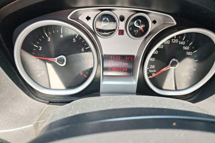 Used Ford Focus 2013 Hatchback Classic 1.8L Automatic Base Model Odometer Close Up