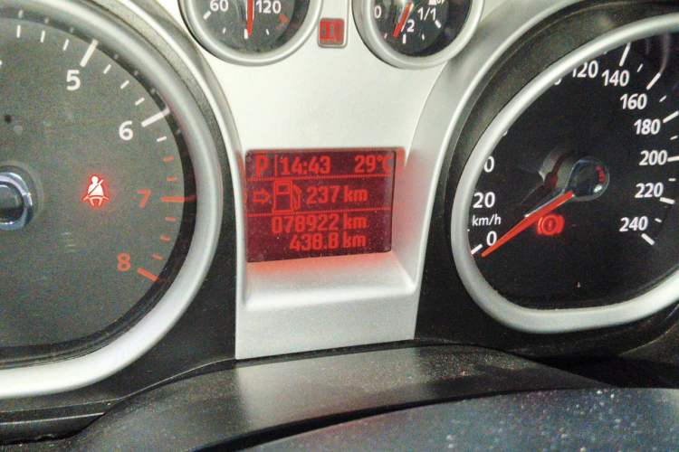 Used Ford Focus 2013 Hatchback Classic 1.8L Automatic Base Model Odometer Close Up