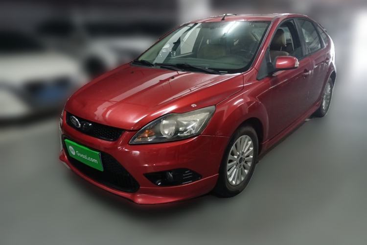 Used Ford Focus 2013 Hatchback Classic 1.8L Automatic Fashion Edition Guazi used car, China used car export, Used car for sale, Used cars, Cheapest cars for sale
