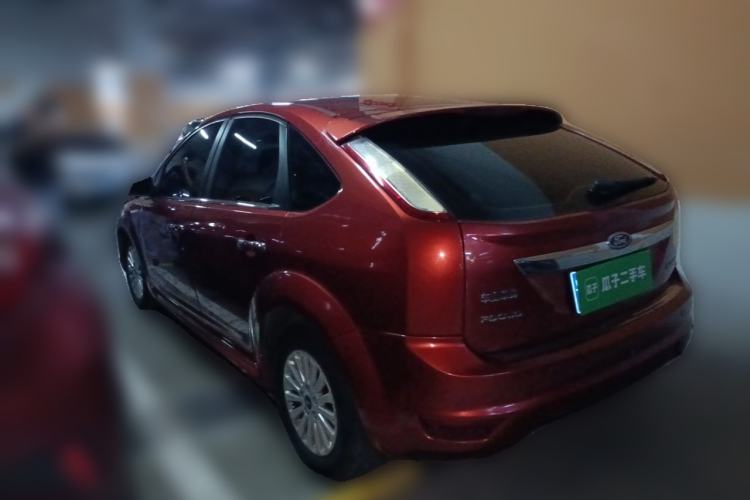 Used Ford Focus 2013 Hatchback Classic 1.8L Manual Fashion Edition Rear Left 45 Deg