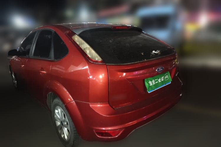 Used Ford Focus 2013 Hatchback Classic 1.8L Automatic Base Model Rear Left 45 Deg