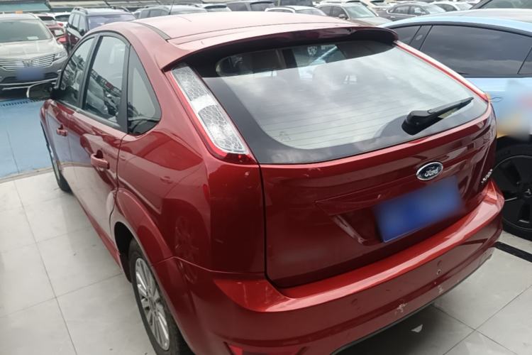 Used Ford Focus 2013 Hatchback Classic 1.8L Manual Fashion Edition Rear Left 45 Deg