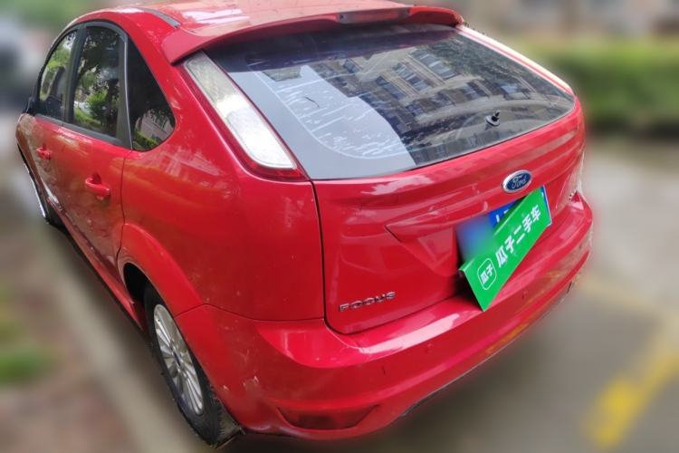 Used Ford Focus 2013 Hatchback Classic 1.8L Automatic Fashion Edition Rear Left 45 Deg