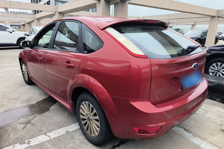 Used Ford Focus 2013 Hatchback Classic 1.8L Manual Fashion Edition Rear Left 45 Deg