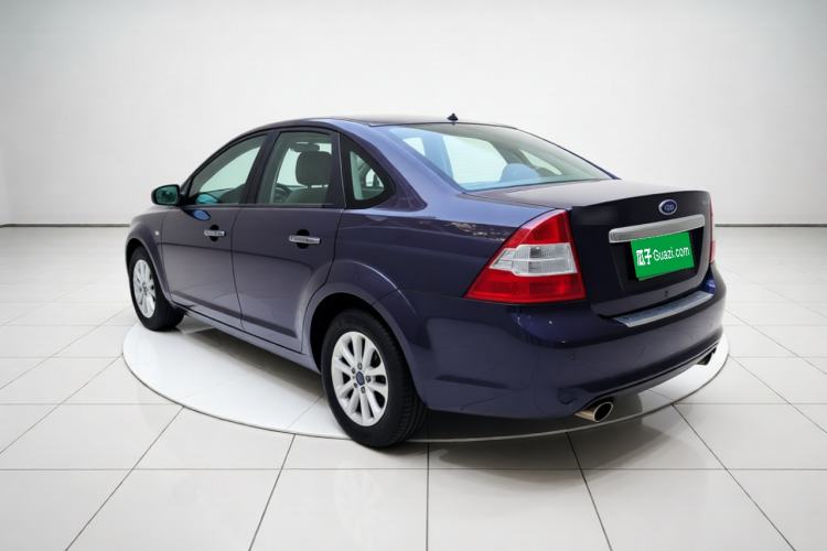 Used Ford Focus 2013 Sedan Classic 1.8L Manual Base Model Rear Left 45 Deg