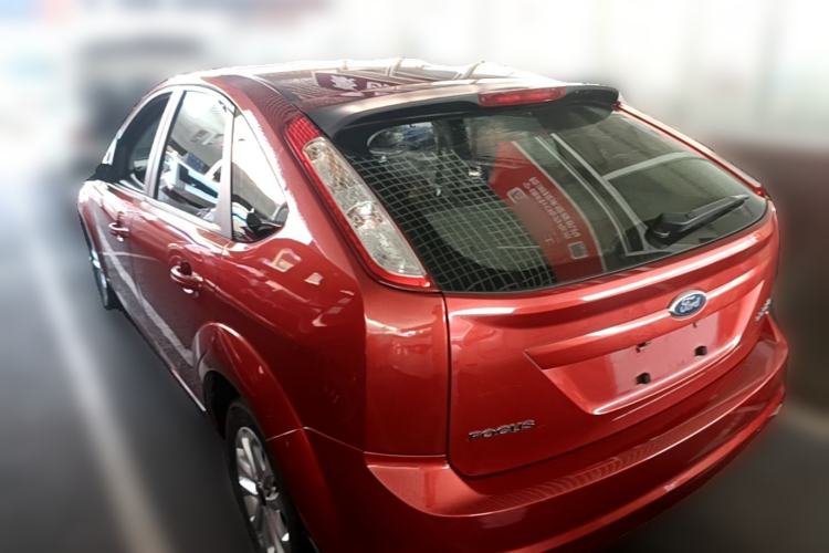 Used Ford Focus 2013 Hatchback Classic 1.8L Automatic Base Model Rear Left 45 Deg