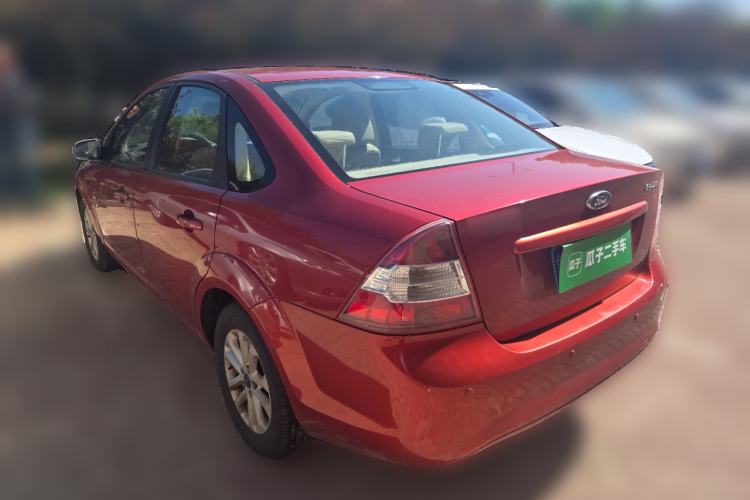 Used Ford Focus 2013 Sedan Classic 1.8L Manual Base Model Rear Left 45 Deg