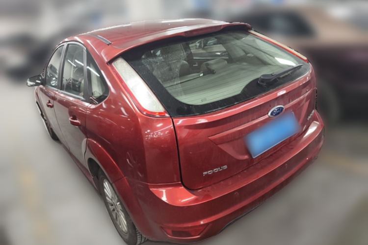Used Ford Focus 2013 Hatchback Classic 1.8L Automatic Fashion Edition Rear Left 45 Deg