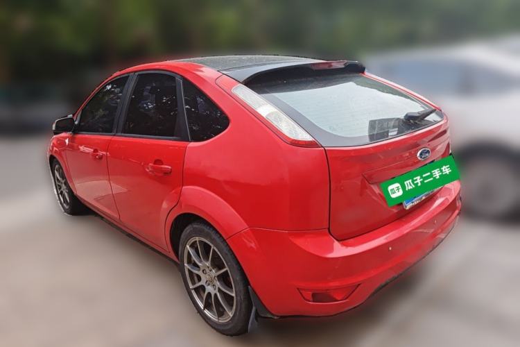 Used Ford Focus 2013 Hatchback Classic 1.8L Automatic Millionth Anniversary Edition Rear Left 45 Deg