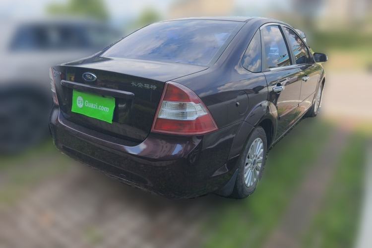 Used Ford Focus 2013 Sedan Classic 1.8L Manual Fashion Edition Rear Right 45 Deg