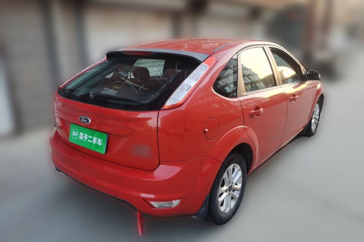 Used Ford Focus 2013 Hatchback Classic 1.8L Automatic Base Model Rear Right 45 Deg