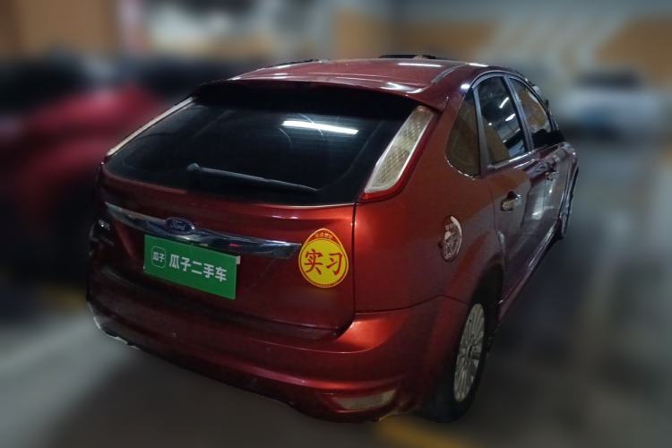 Used Ford Focus 2013 Hatchback Classic 1.8L Manual Fashion Edition Rear Right 45 Deg