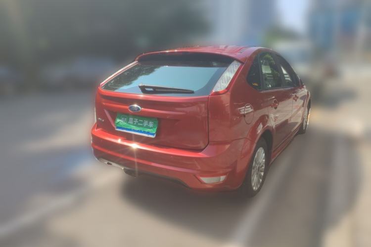 Used Ford Focus 2013 Hatchback Classic 1.8L Automatic Fashion Edition Rear Right 45 Deg