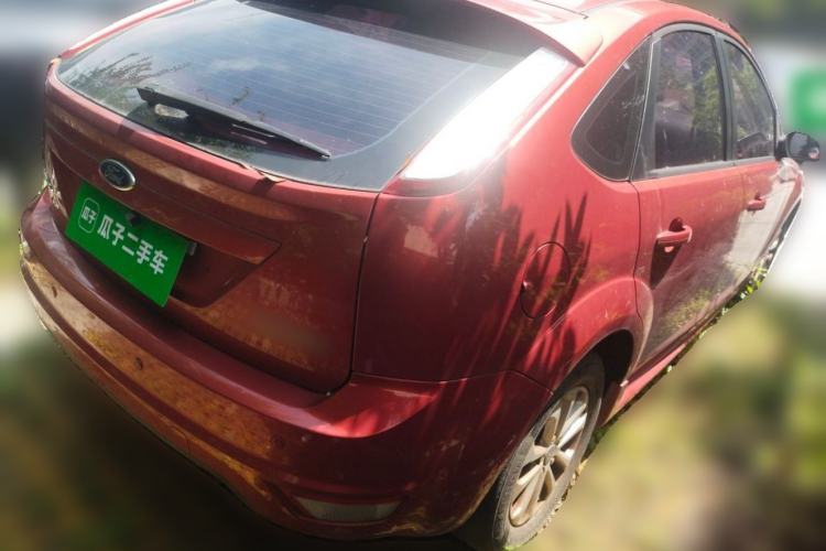 Used Ford Focus 2013 Hatchback Classic 1.8L Manual Base Model Rear Right 45 Deg