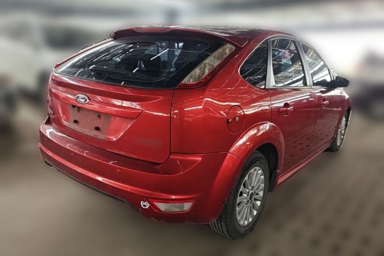 Used Ford Focus 2013 Hatchback Classic 1.8L Automatic Fashion Edition Rear Right 45 Deg