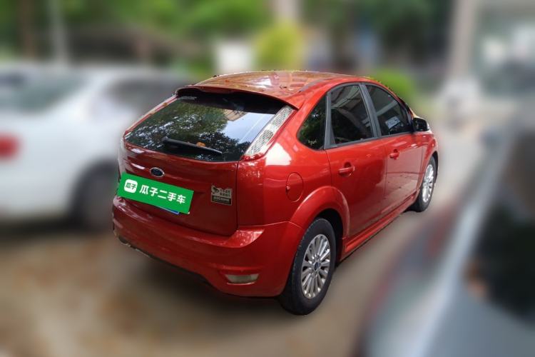 Used Ford Focus 2013 Hatchback Classic 1.8L Manual Fashion Edition Rear Right 45 Deg