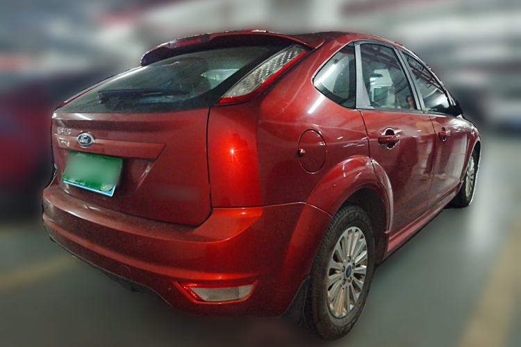 Used Ford Focus 2013 Hatchback Classic 1.8L Automatic Fashion Edition Rear Right 45 Deg
