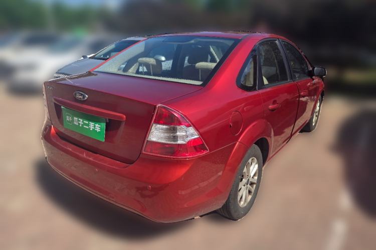 Used Ford Focus 2013 Sedan Classic 1.8L Manual Base Model Rear Right 45 Deg