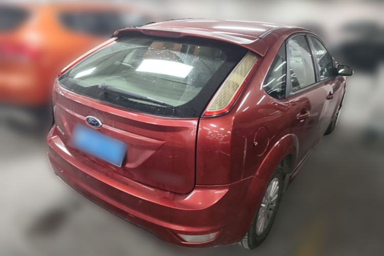 Used Ford Focus 2013 Hatchback Classic 1.8L Automatic Fashion Edition Rear Right 45 Deg