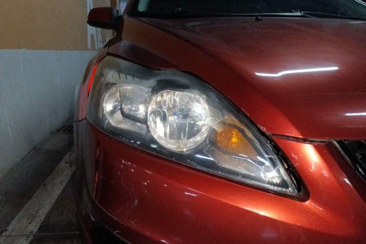 Used Ford Focus 2013 Hatchback Classic 1.8L Manual Fashion Edition Right Front Headlight