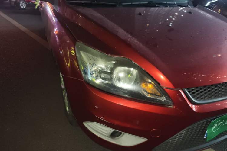 Used Ford Focus 2013 Hatchback Classic 1.8L Automatic Base Model Right Front Headlight