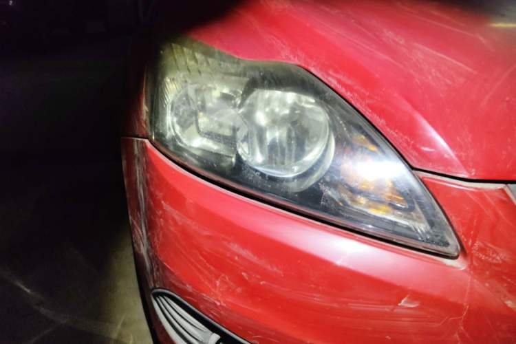 Used Ford Focus 2013 Hatchback Classic 1.8L Automatic Millionth Anniversary Edition Right Front Headlight