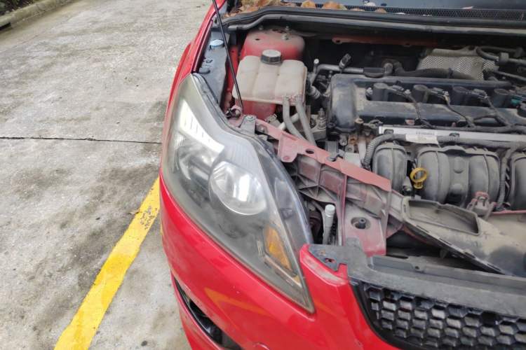 Used Ford Focus 2013 Hatchback Classic 1.8L Automatic Fashion Edition Right Front Headlight