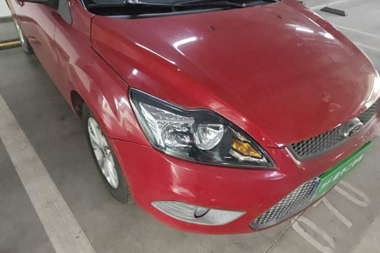 Used Ford Focus 2013 Hatchback Classic 1.8L Automatic Base Model Right Front Headlight