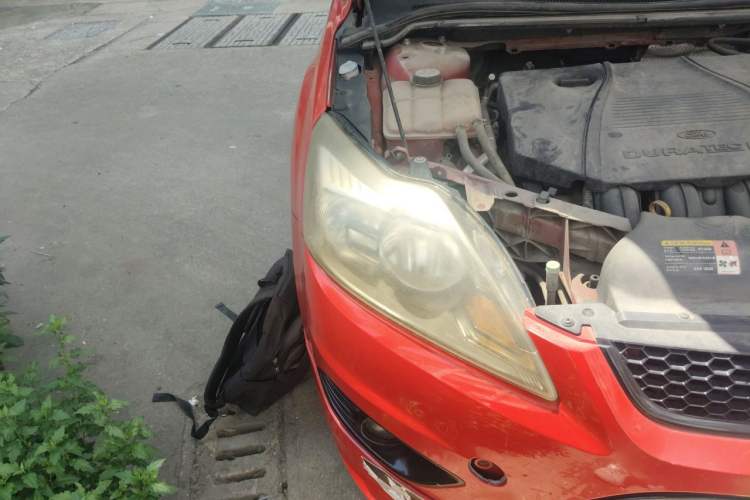 Used Ford Focus 2013 Hatchback Classic 1.8L Automatic Fashion Edition Right Front Headlight