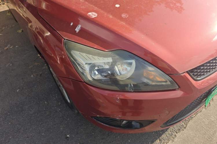 Used Ford Focus 2013 Hatchback Classic 1.8L Manual Fashion Edition Right Front Headlight