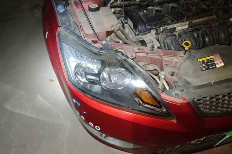 Used Ford Focus 2013 Hatchback Classic 1.8L Automatic Base Model Right Front Headlight
