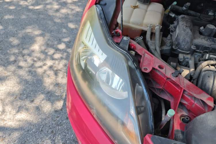 Used Ford Focus 2013 Hatchback Classic 1.8L Automatic Base Model Right Front Headlight