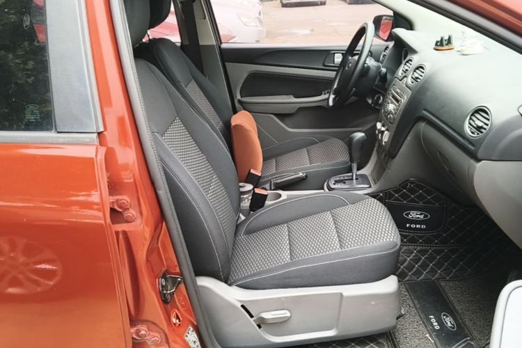 Used Ford Focus 2013 Hatchback Classic 1.8L Automatic Base Model Right Front Seat