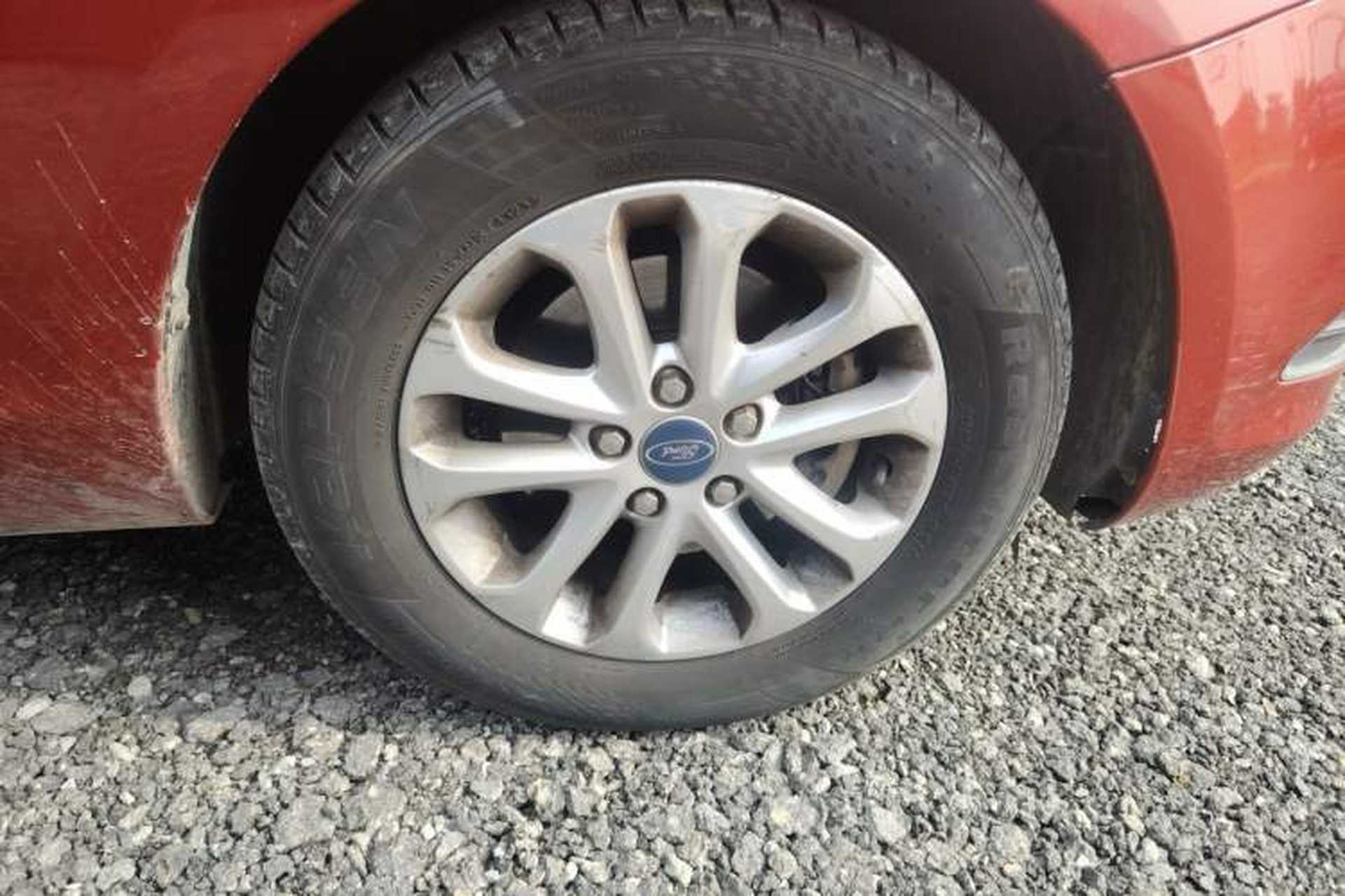 Used Ford Focus 2013 Hatchback Classic 1.8L Automatic Millionth Anniversary Edition Right Front Wheel Hub